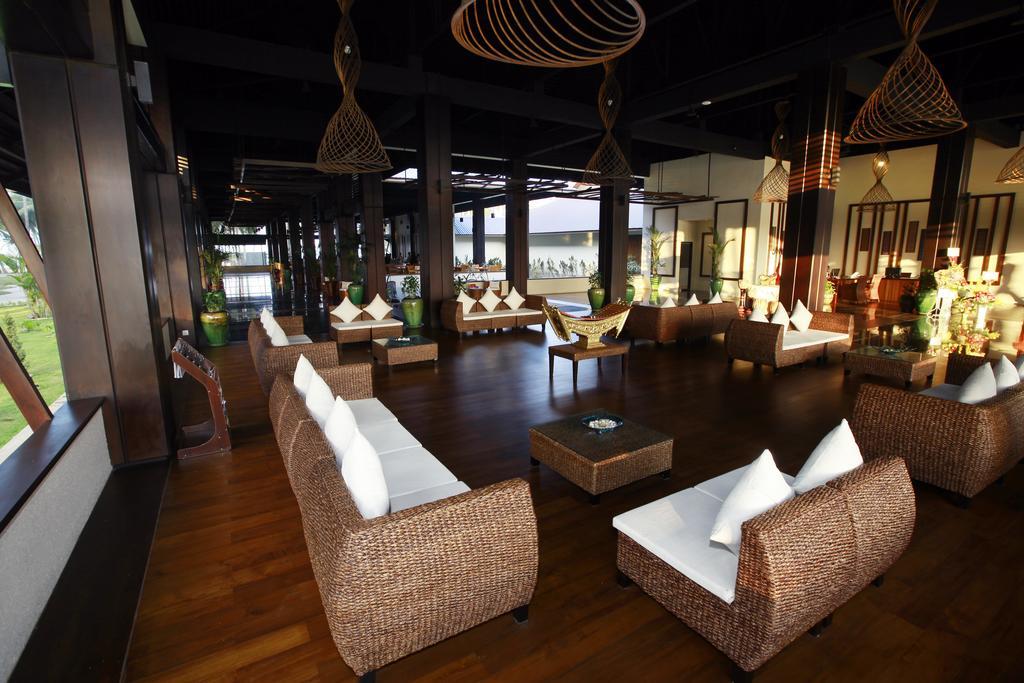 Eskala Hotels And Resorts Нгвесаунг Екстериор снимка