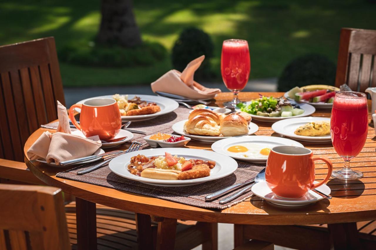 Eskala Hotels And Resorts Нгвесаунг Екстериор снимка